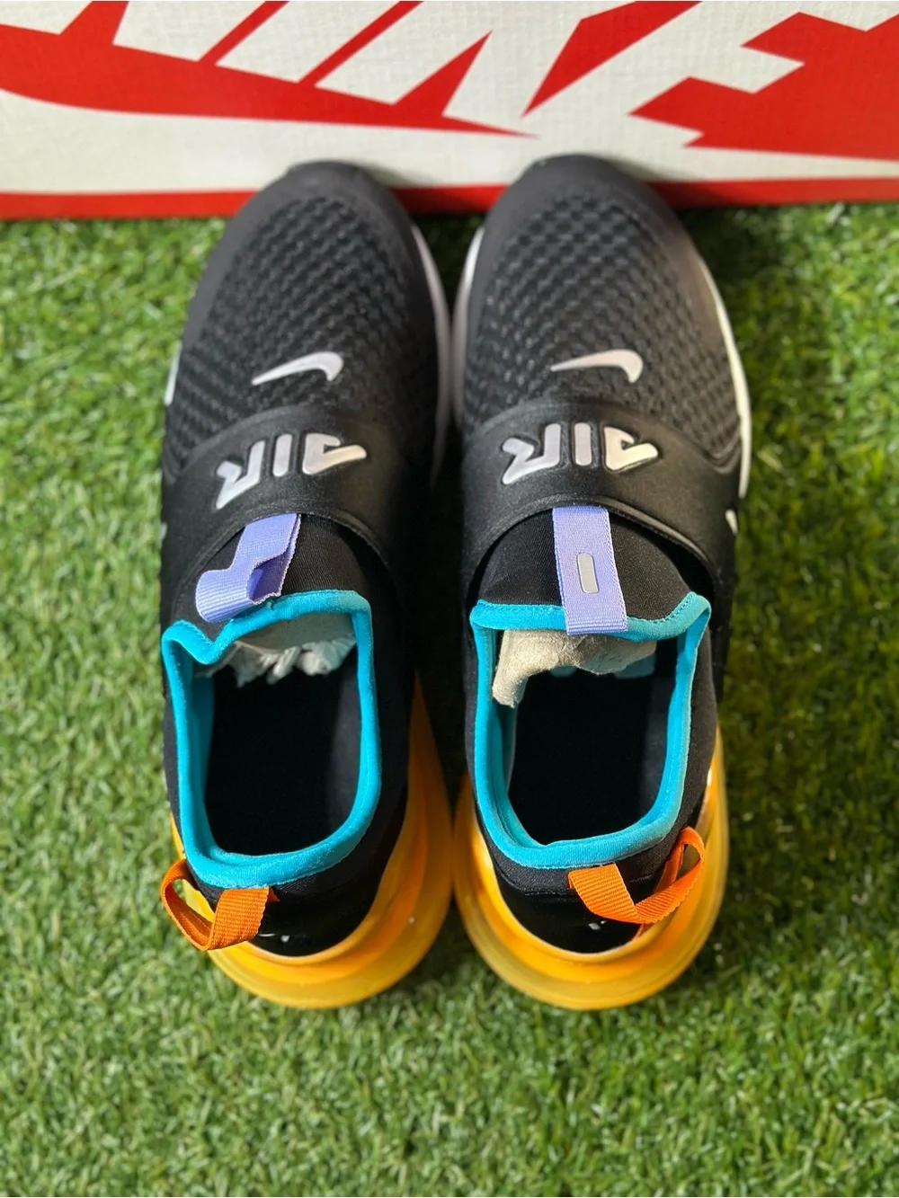 NIKE AIR MAX 270 EXTREME (GS) , SIZE 6Y BIG KIDS , BRAND NEW